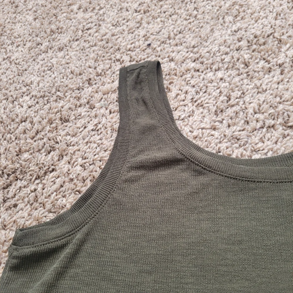 Madewell Eastover Tank Top Shirt Dried Olive Green Scoop Neck Ribbed Size Small
